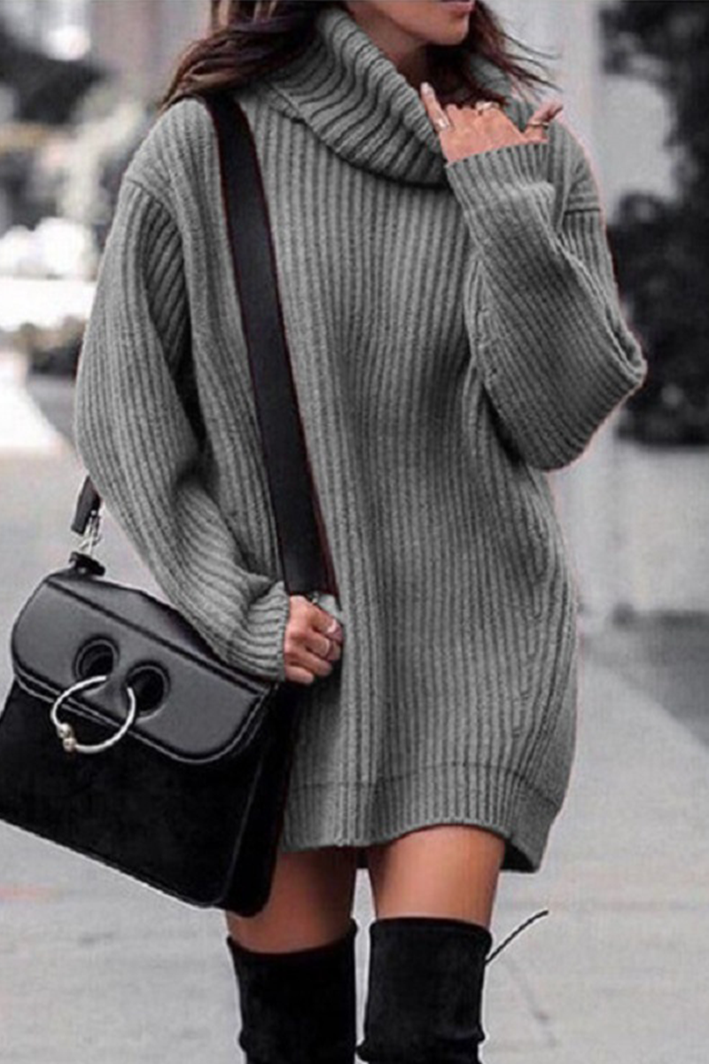 Nuria | Classic and elegant winter dress