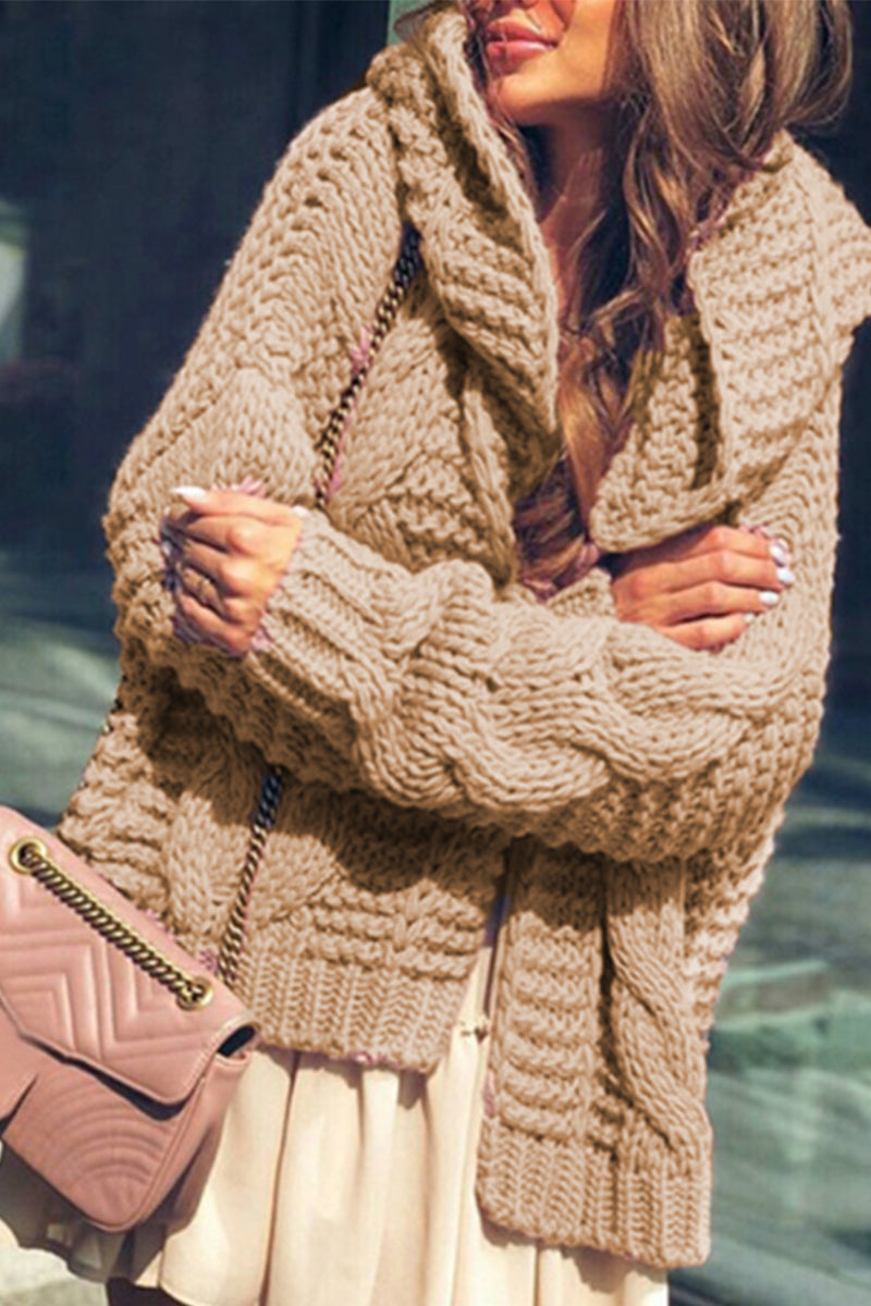 Yoselin | Timeless and stylish winter top