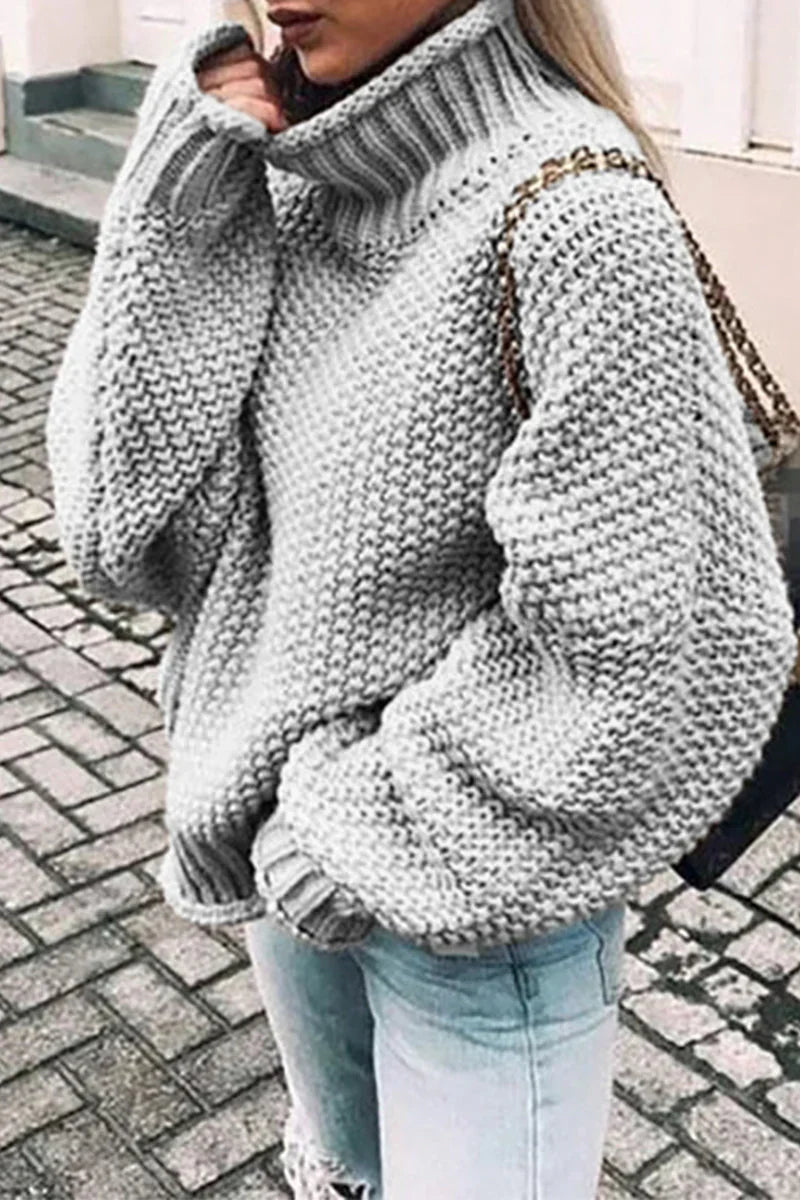 Monica | Casual and effortless winter garment