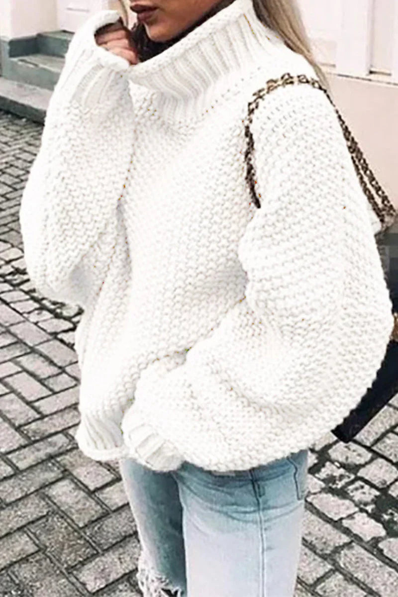 Monica | Casual and effortless winter garment