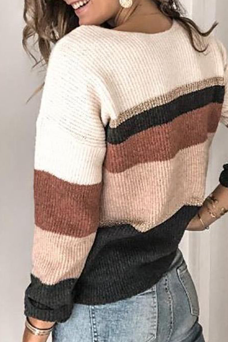 Delia| Elegant and casual winter sweater