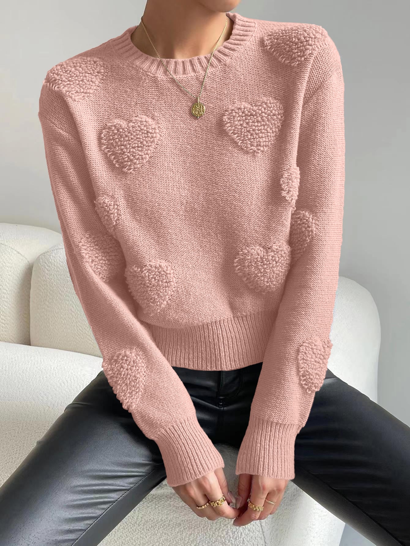 Denise | Fashionable and minimalist winter sweater