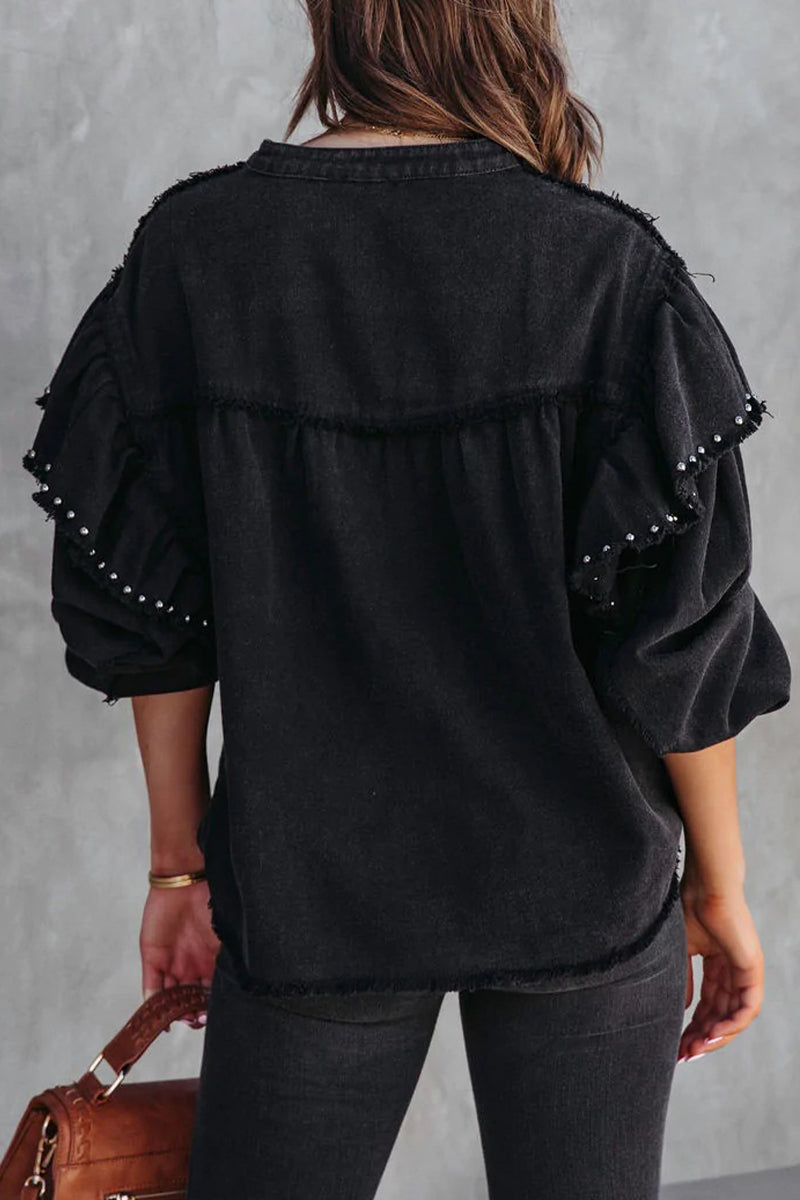 Linda | Elegant and casual winter garment