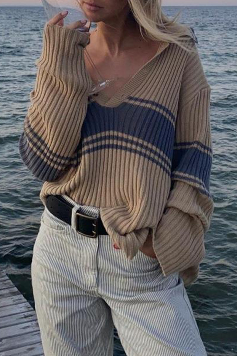 Nicolasa | Street color block sweater with V-neck and contrast