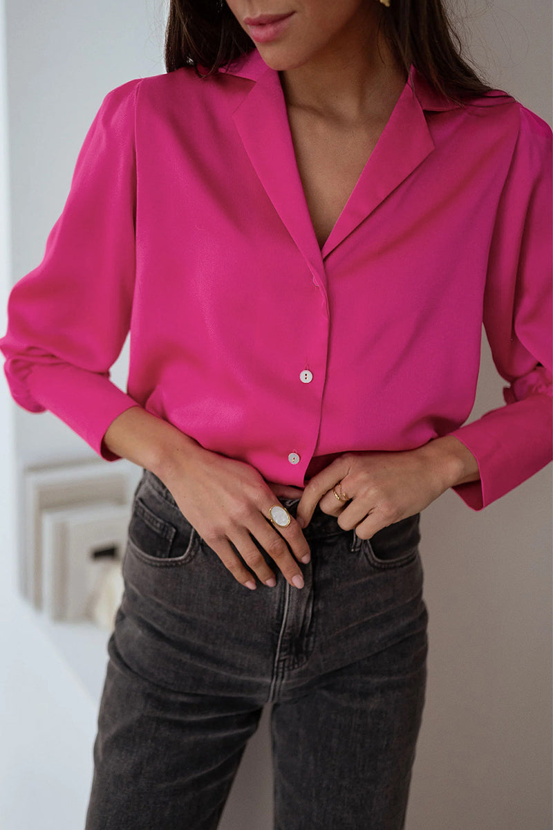 Alicia | Elegant tops with a plain turn-down collar