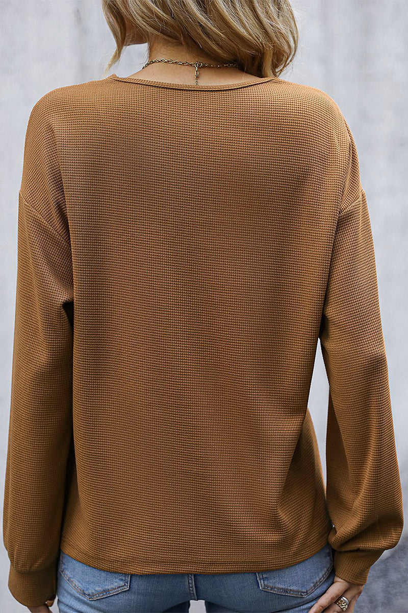 Catalina | Casual tops with plain buttons