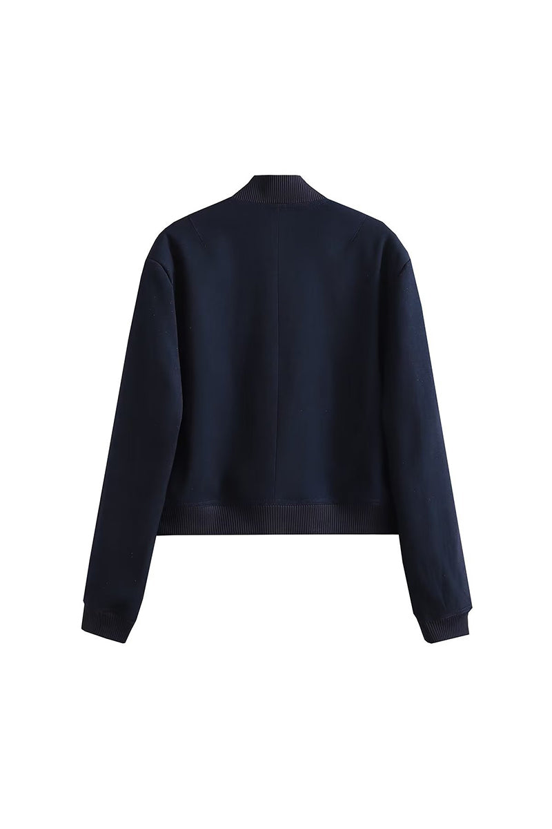 Ingrid | Chic and versatile winter garment