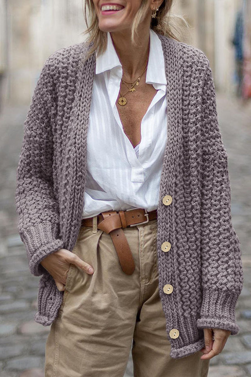 Laia | Casual, simple outerwear with solid buttons and cardigan collar