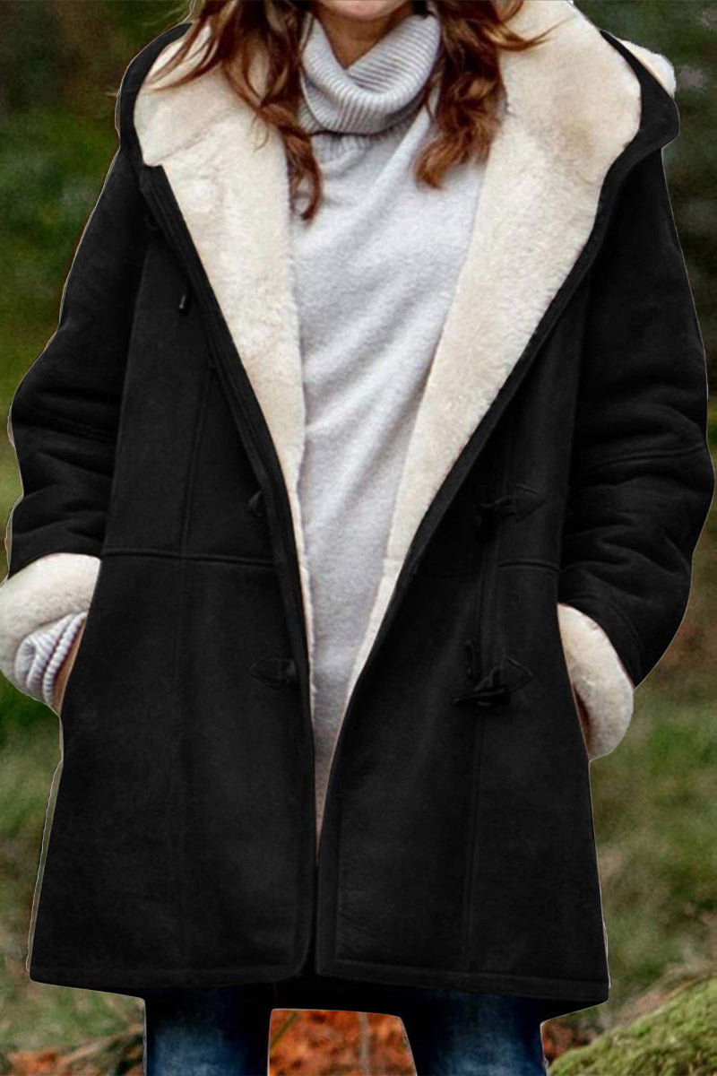 Raquel | Tailored and elegant winter garment