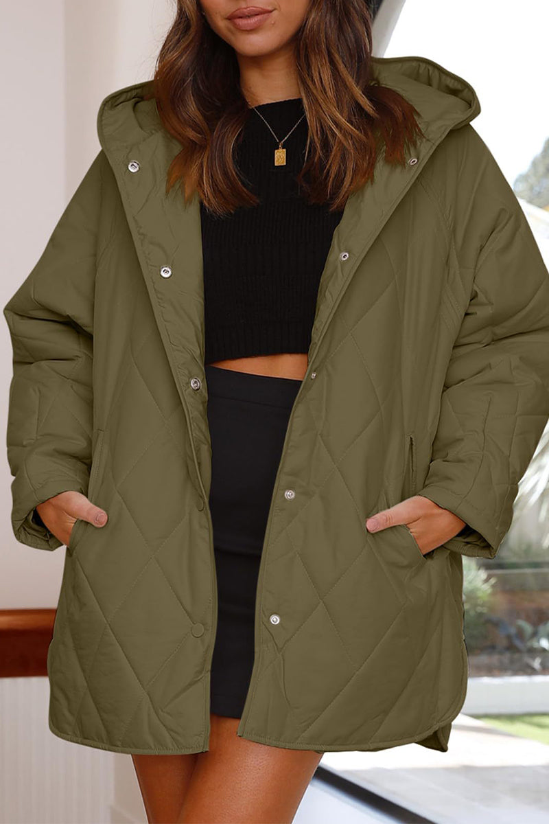 Yasmina | Fashionable and effortless winter garment