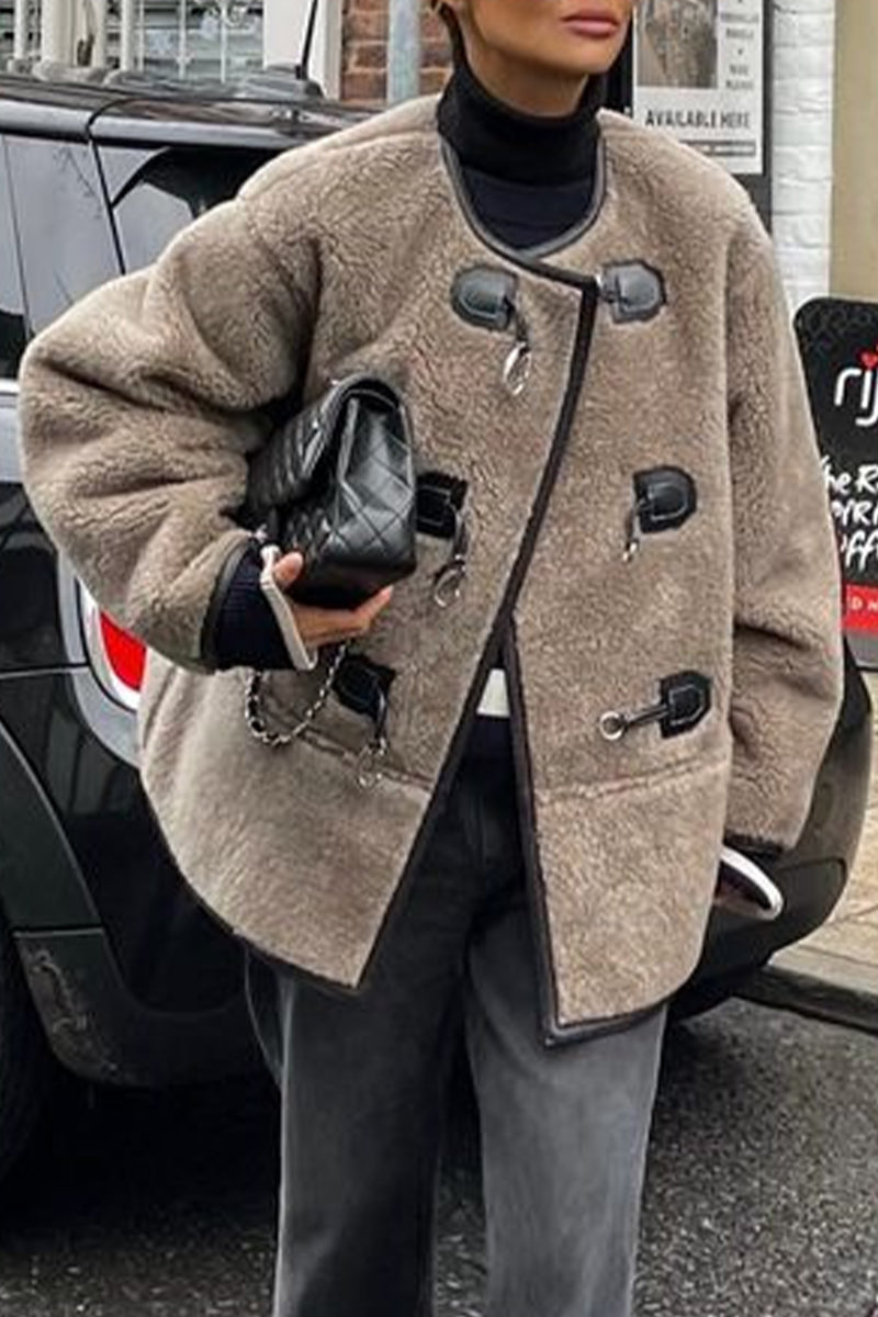 Patricia | Chic and versatile winter garment