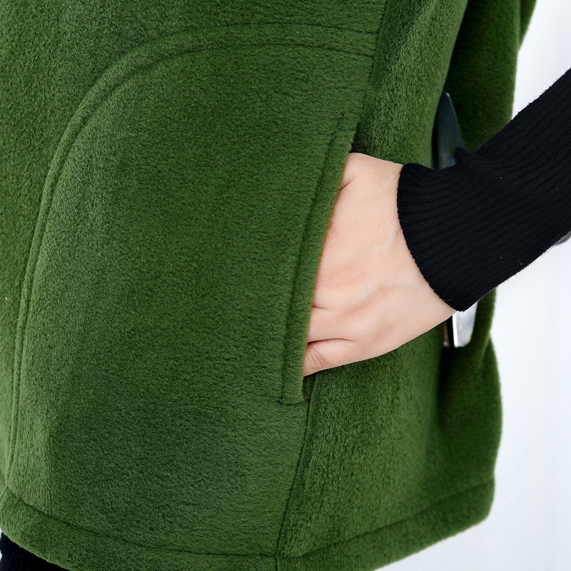 Camille | Modern and fashionable winter clothing item.