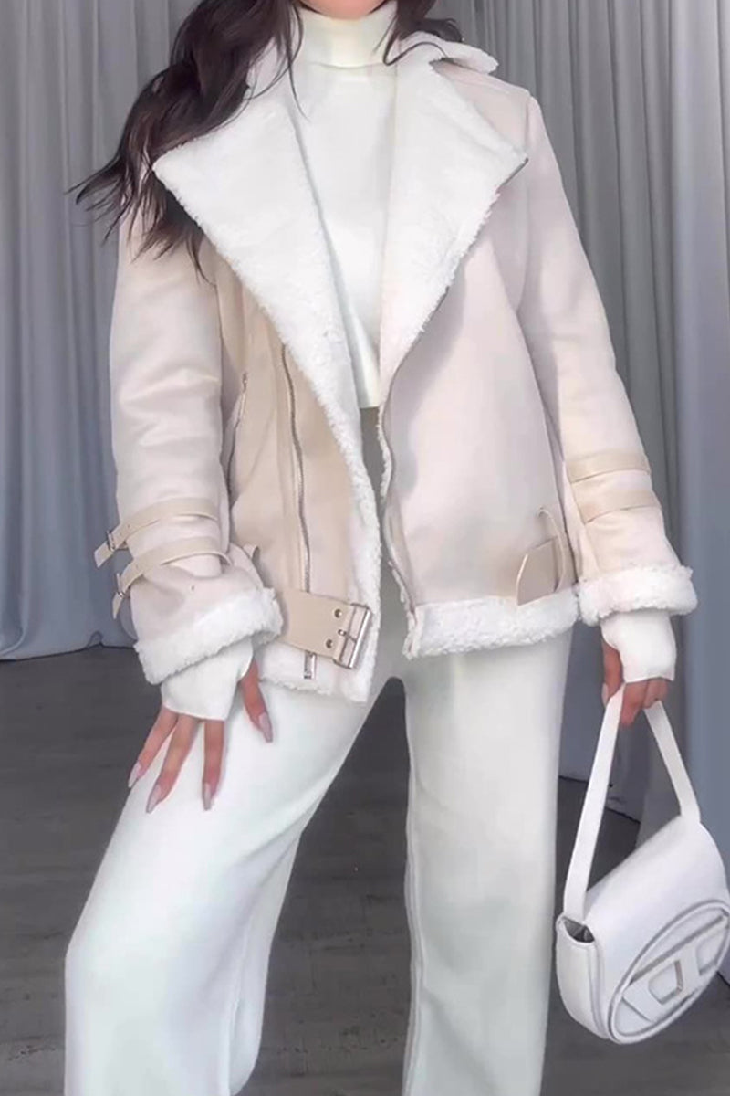 Rubí | Effortless and chic winter garment