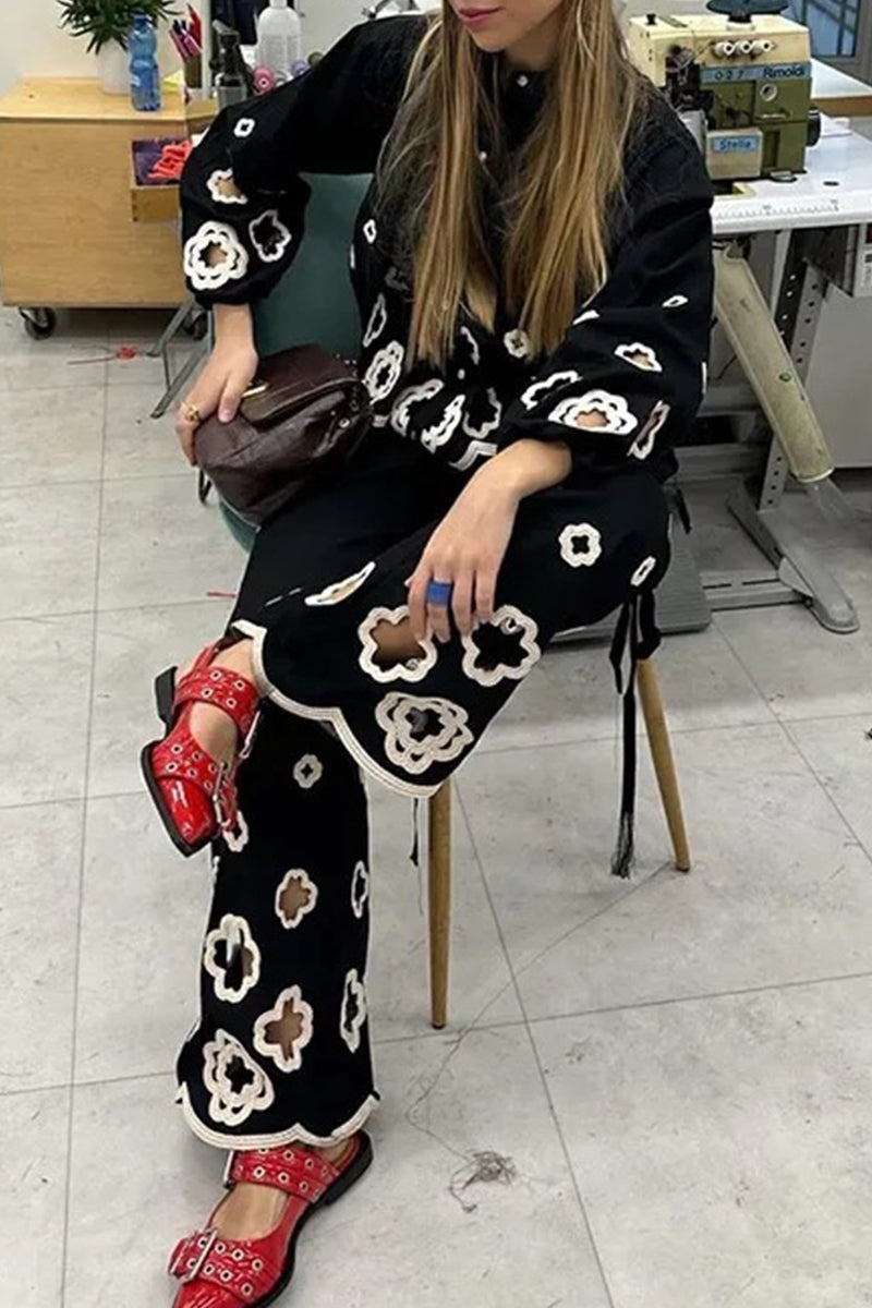Ann | Casual solid hook flower, hollow out turn-down collar, long sleeves, two-piece