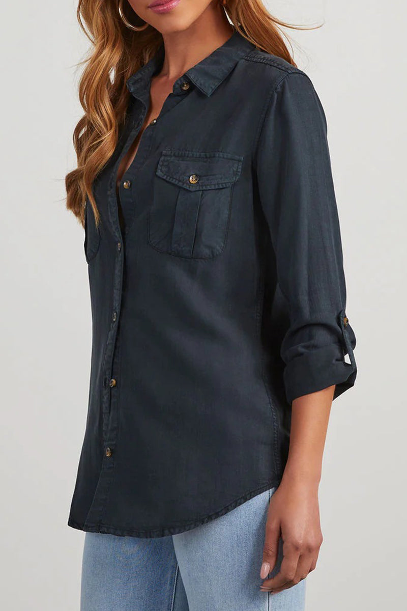 Bregje | Casual, plain blouses with pocket buttons and turn-down collar for everyday wear