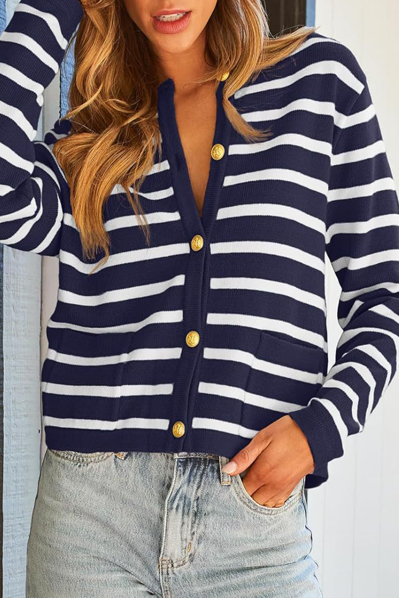 Bodil | Casual everyday outerwear with stripes and buttons and O-neck