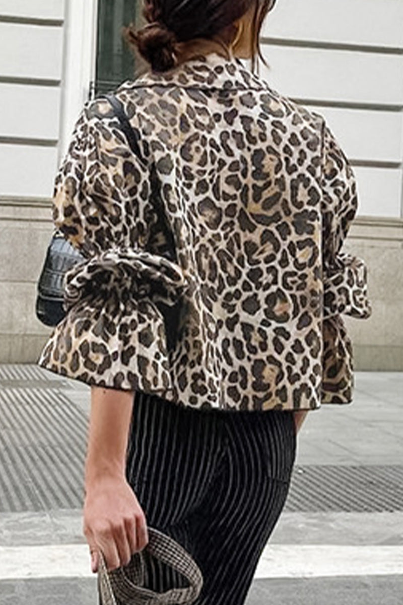 Britta | Casual street blouses with leopard print and lace-up and turn-down collar