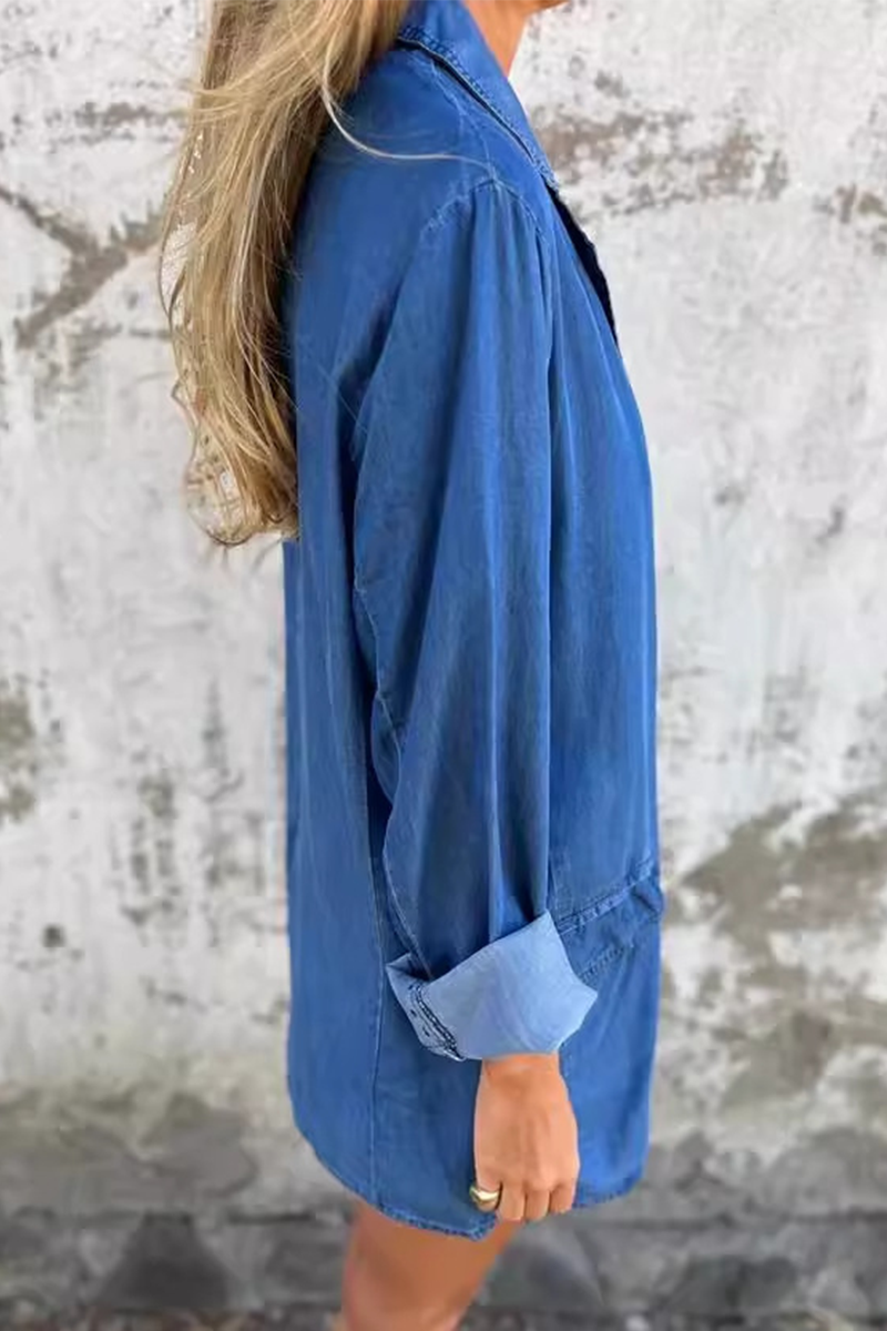 Daisy | Casual, everyday denim jacket with solid color buttons and patchwork turn-down collar, long sleeves and loose fit