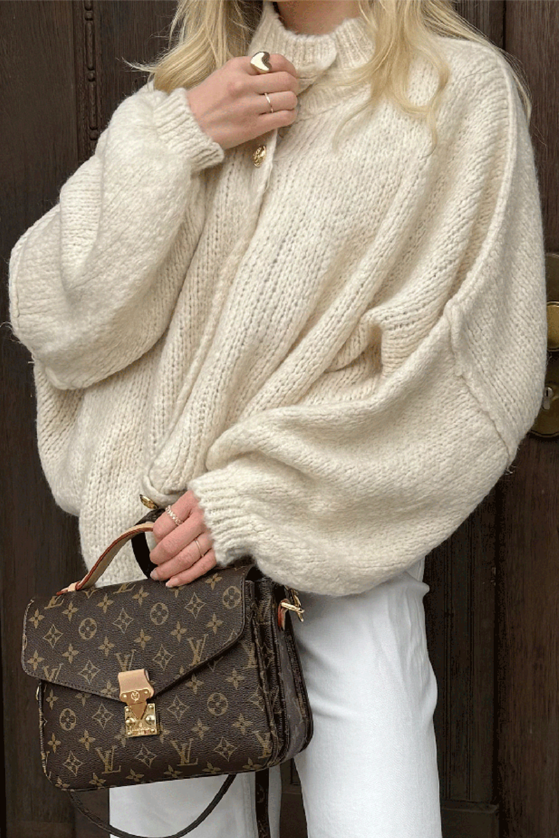 Valeria | Comfortable and stylish winter garment