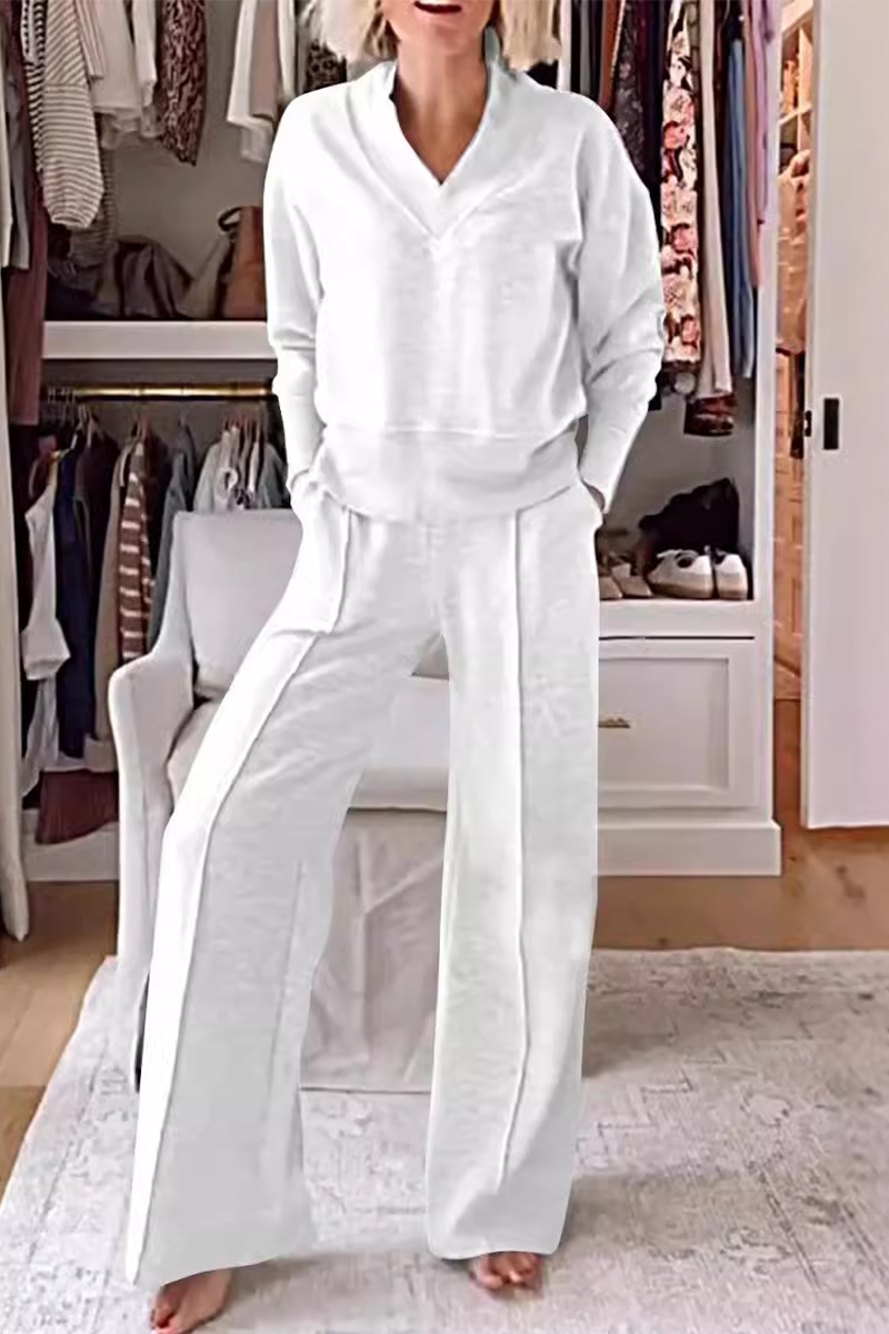 Kristel | Casual two-piece suit with pocket patchwork and V-neck and long sleeves
