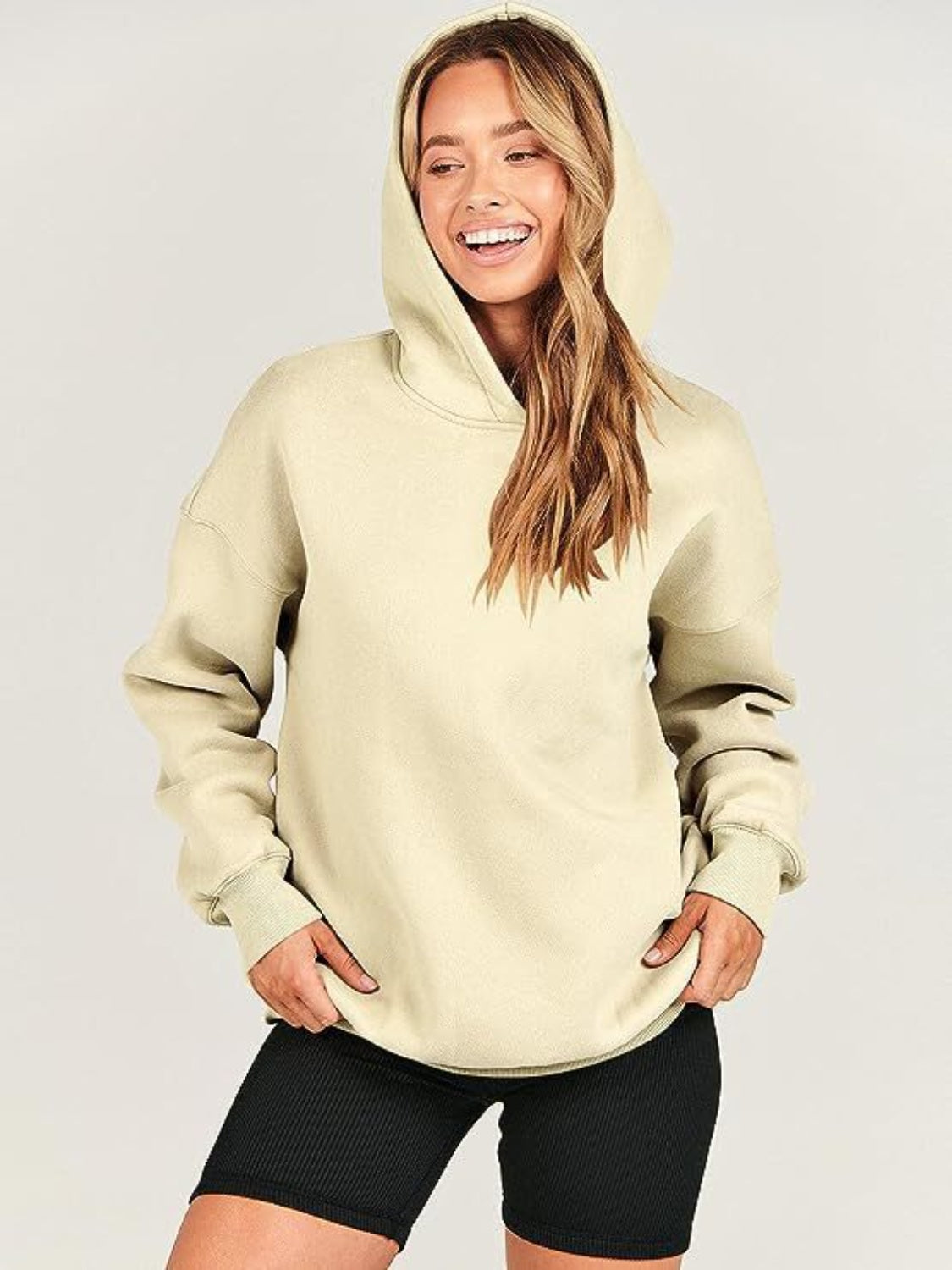 Monica | Long-sleeved hoodie with dropped shoulders