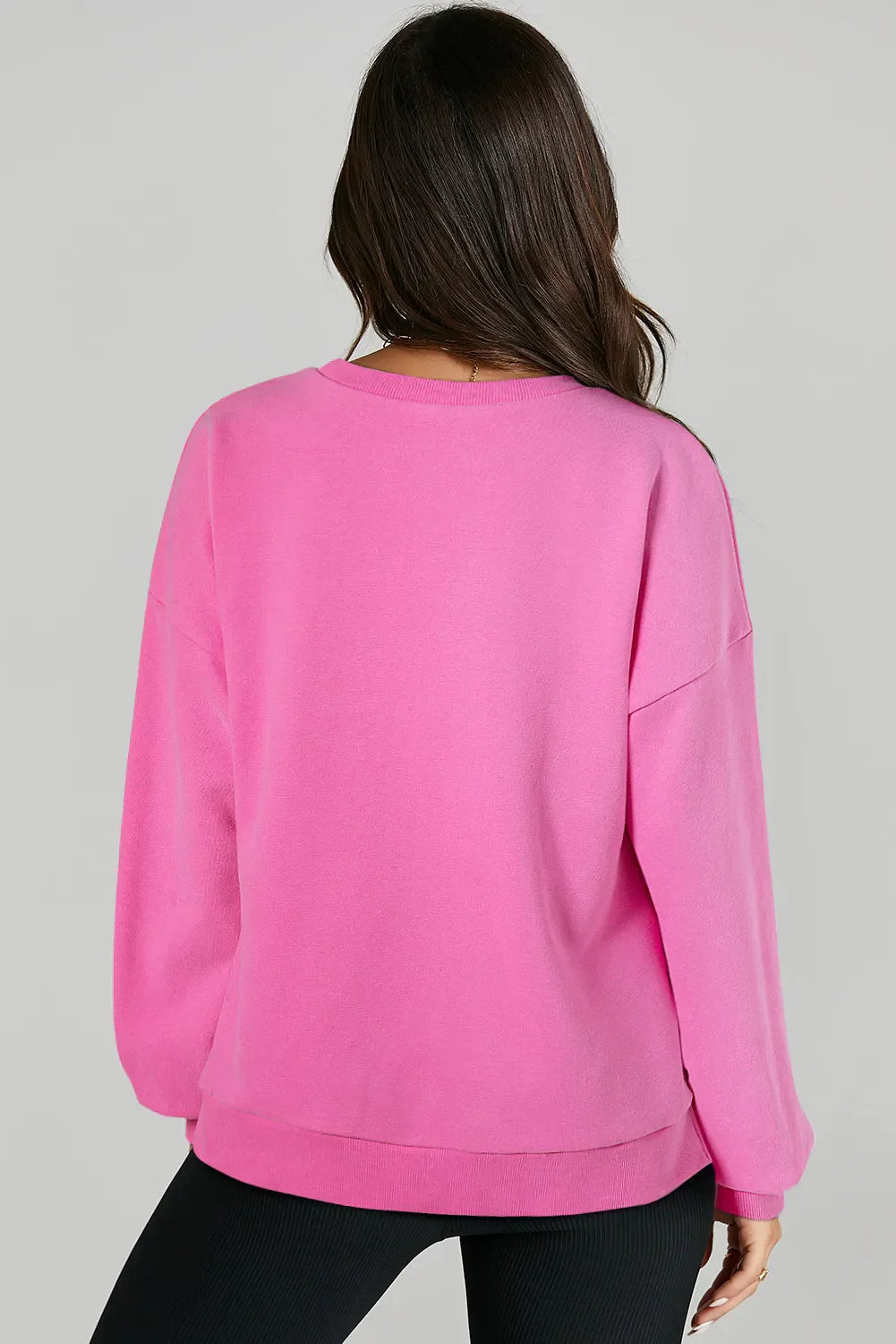 Claudia | Long-sleeved sweatshirt with a high, low crew neck