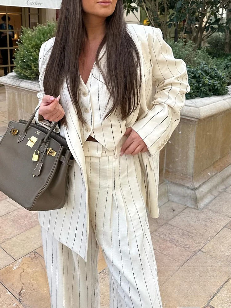 Silvia | Striped blazer and pants set