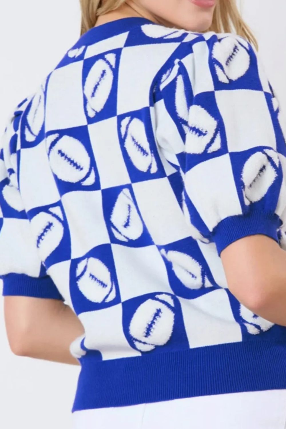 Annika | Football sweater with a crew neck and short sleeves