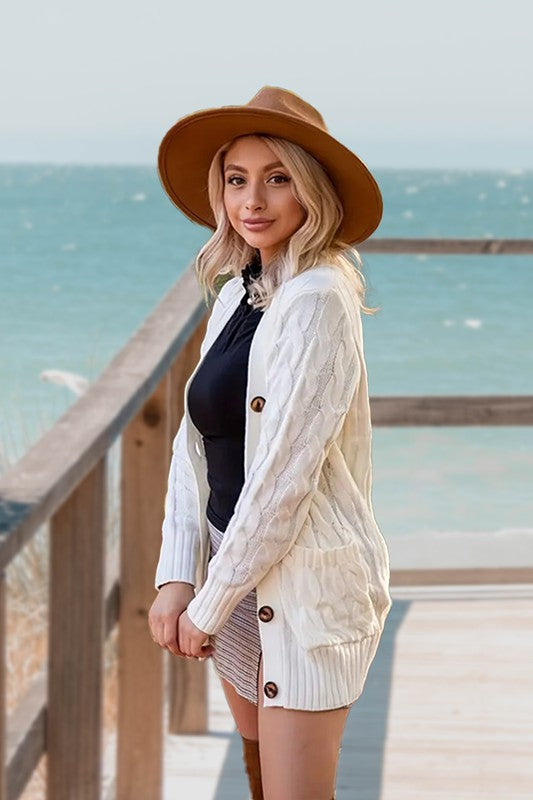 Magaly | Stylish and elegant winter cardigan