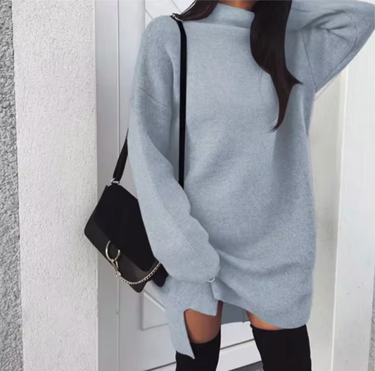Maricarmen | Loose-fitting knitted dress with a turn-down collar