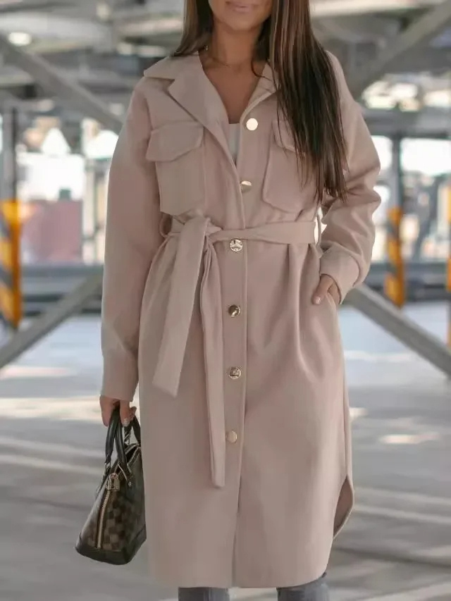 Esperanza | Effortless and elegant winter garment