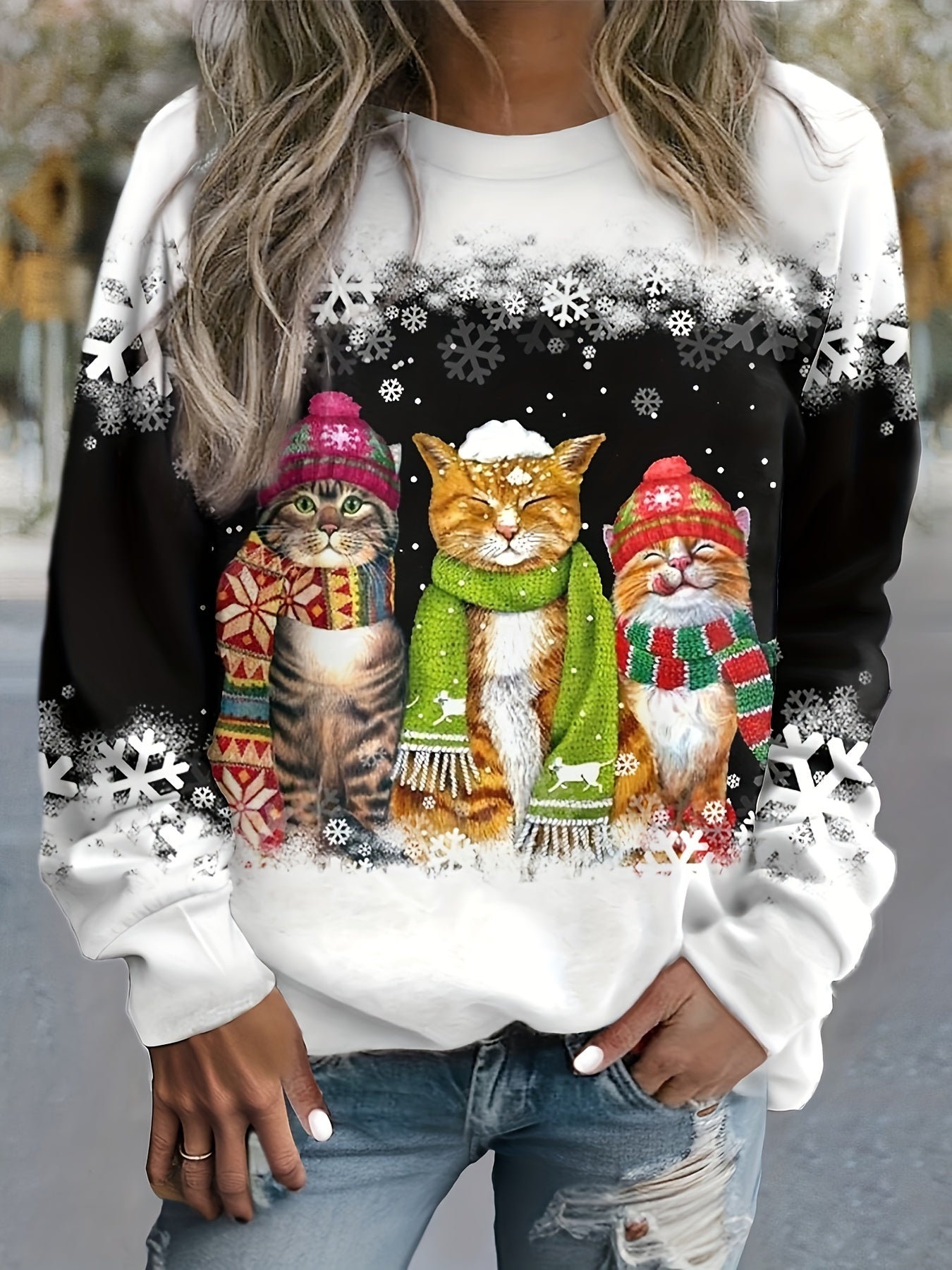 Lourdes | WARM WINTER TOP WITH SNOW CAT PRINT