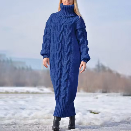 Maria Eugenia | Turtleneck sweater, long dress