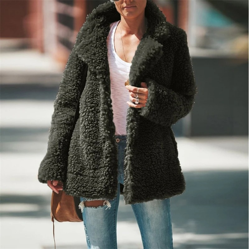 Silvia | Timeless and elegant winter clothing
