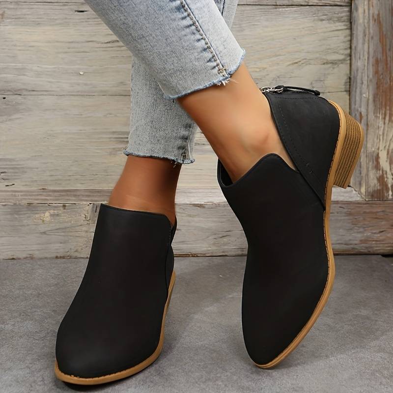 Iris | Custom-made and comfortable orthopedic shoes