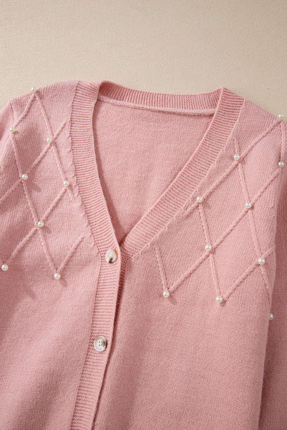 Cecilia | Modern and stylish winter cardigan.