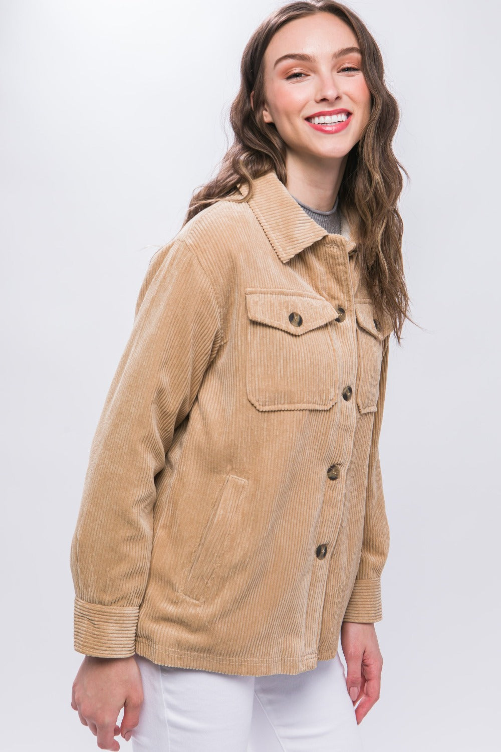 Barbara | Love Tree corduroy jacket with buttons and Sherpa interior