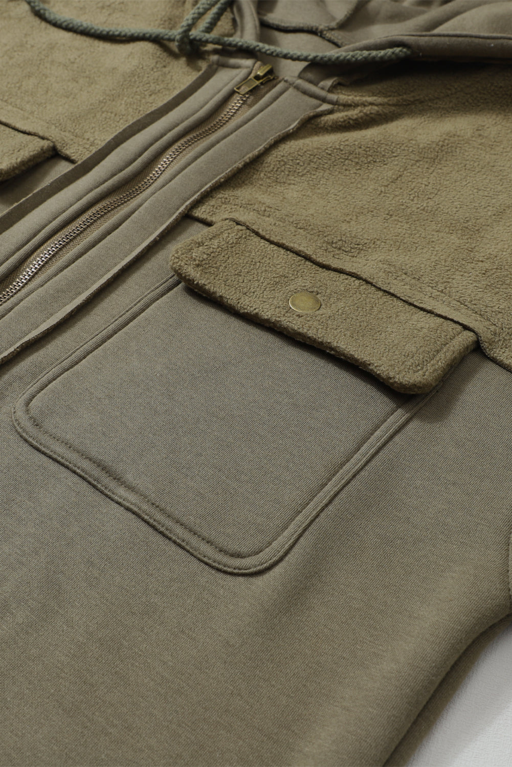 Eugenia | Fashionable and effortless winter garment