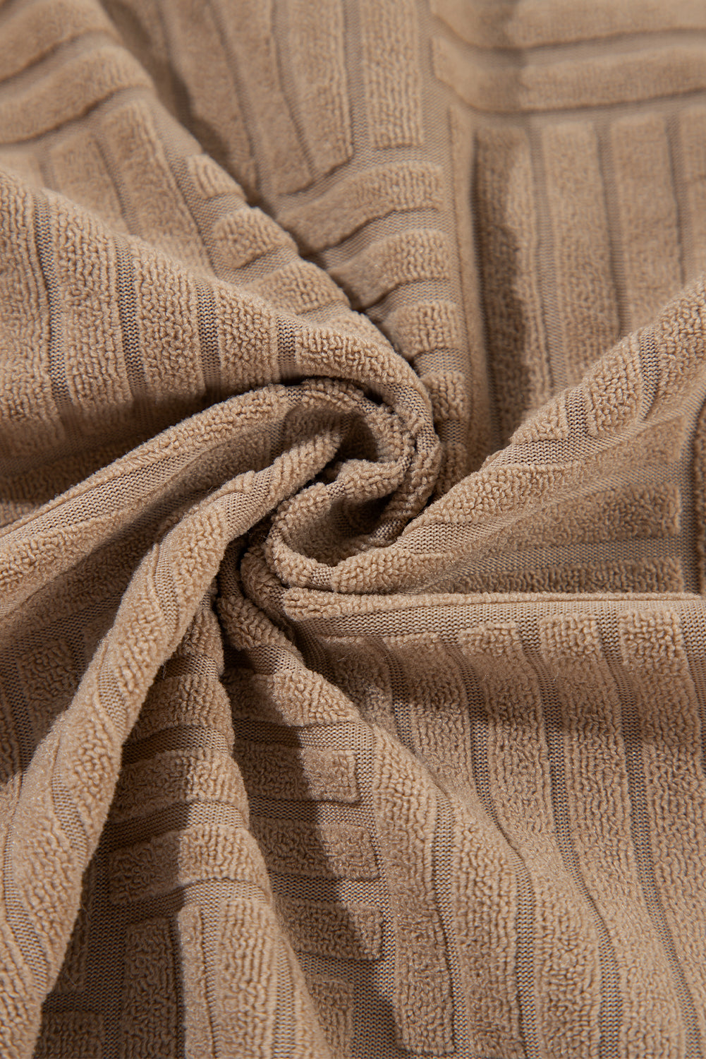 Fatima | Fashionable and minimalist winter garment
