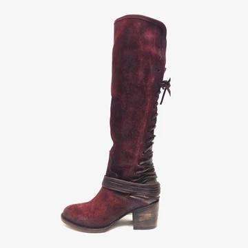 Yasmina | High quality orthopedic boots