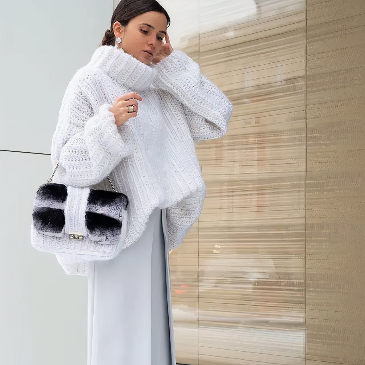 Victoria | Fluffy knitted sweater