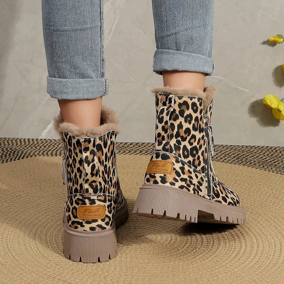 Susana | Modern and supportive orthopedic boots.