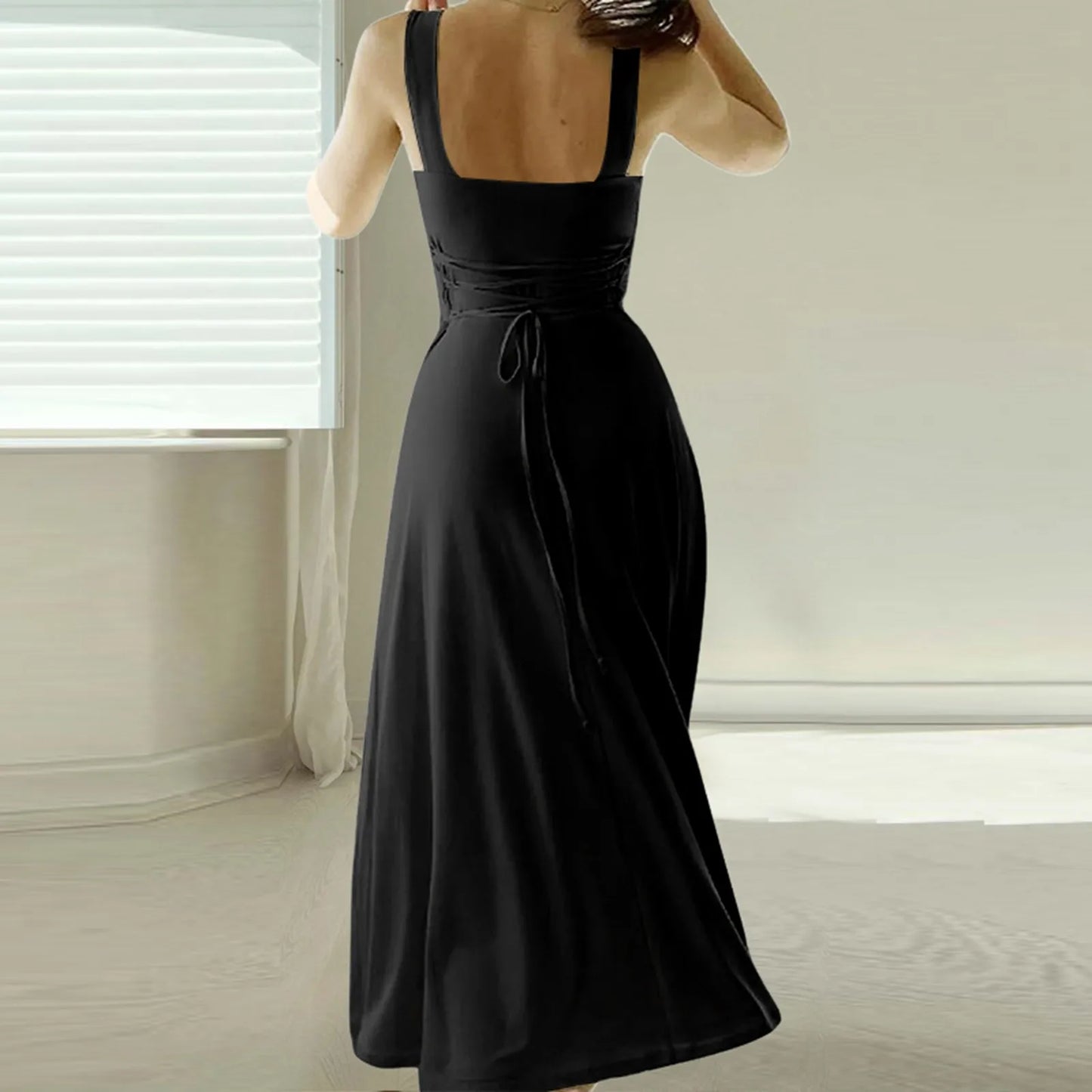Ingrid® | Elegant Dress With Square Neckline