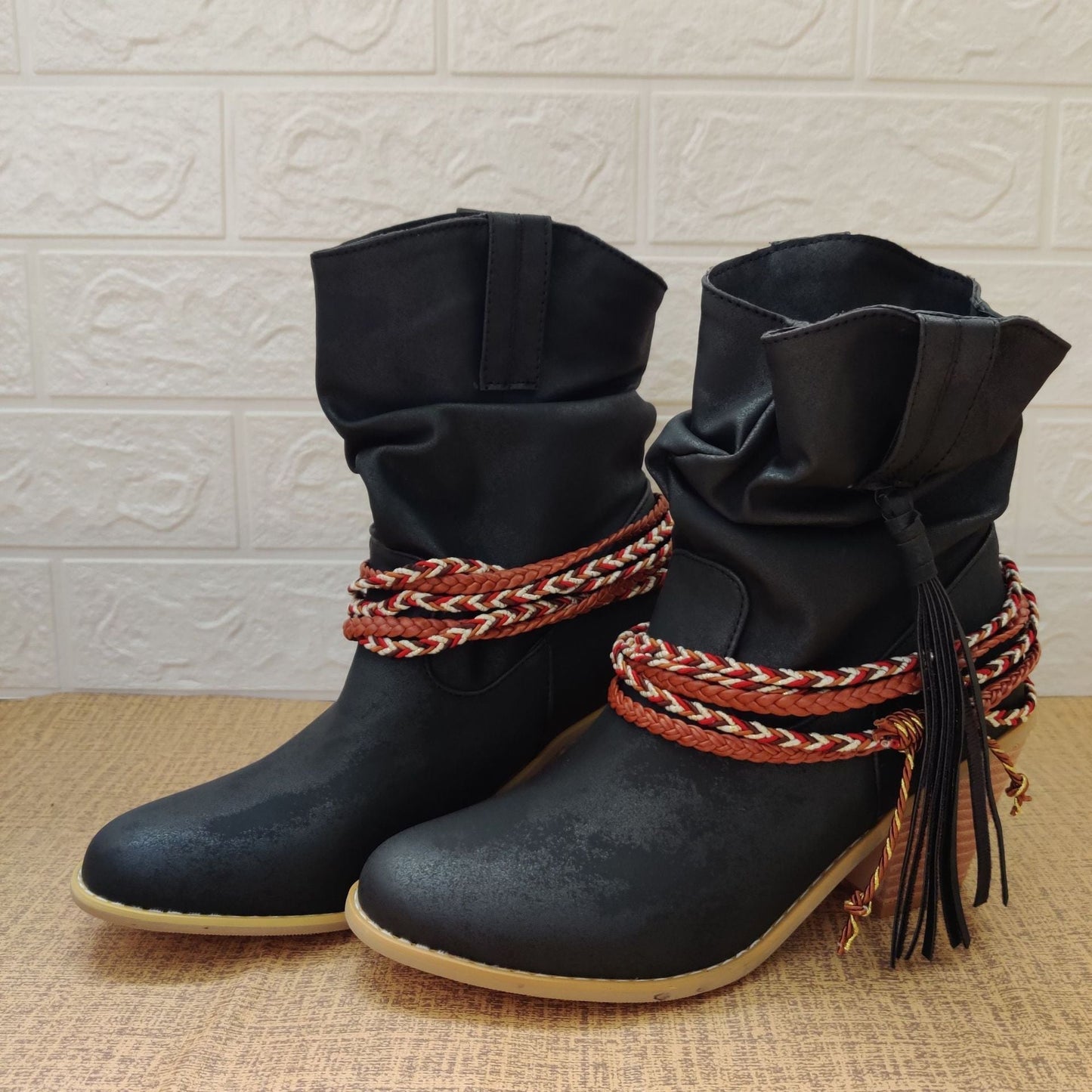 Alma | Sleek and supportive orthopedic boots