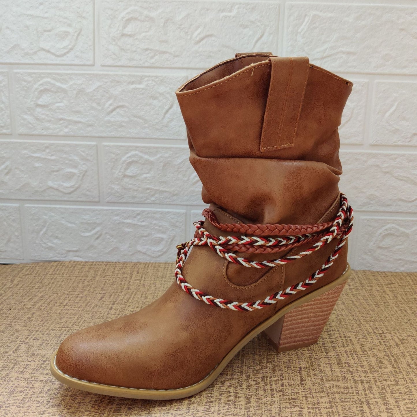 Alma | Sleek and supportive orthopedic boots