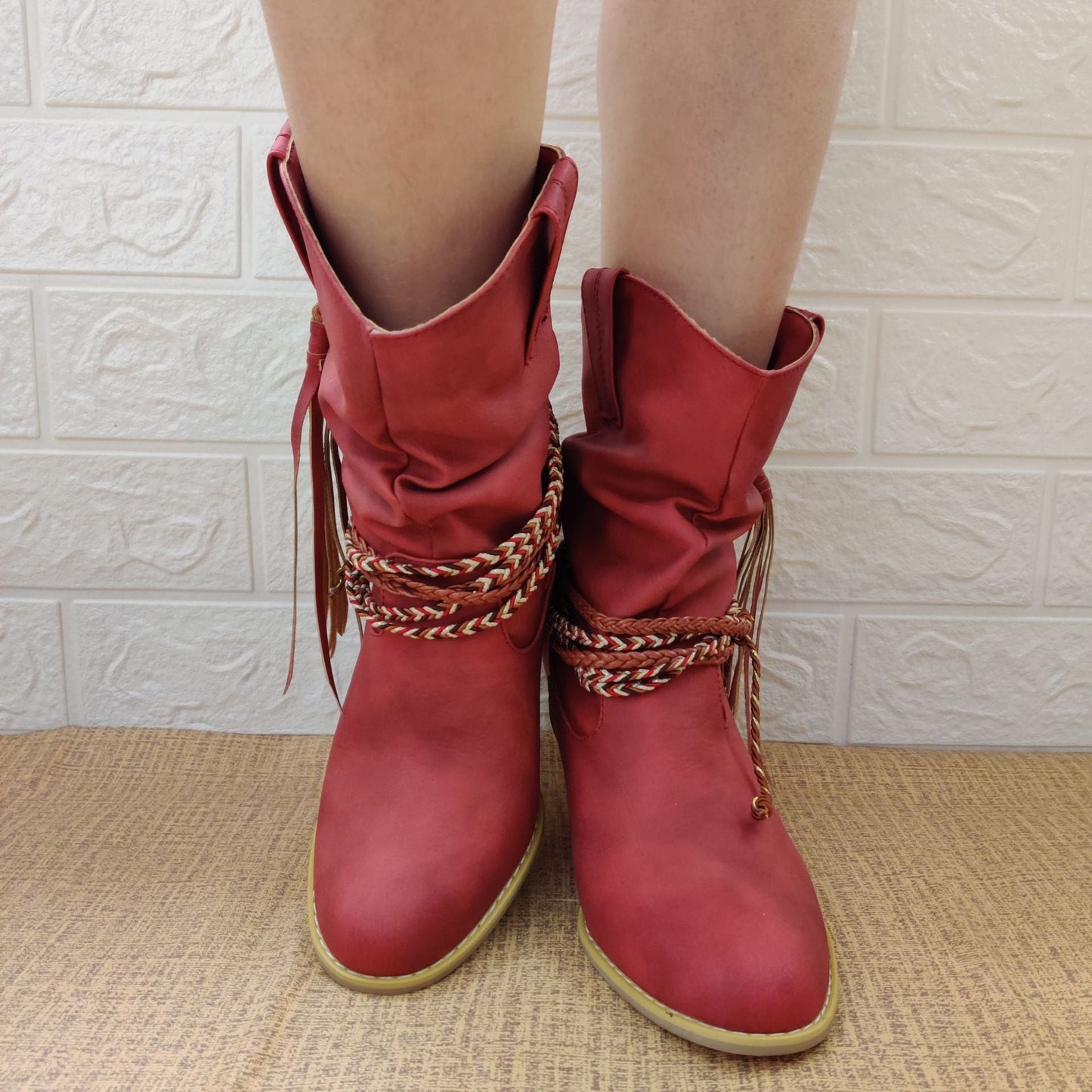 Alma | Sleek and supportive orthopedic boots
