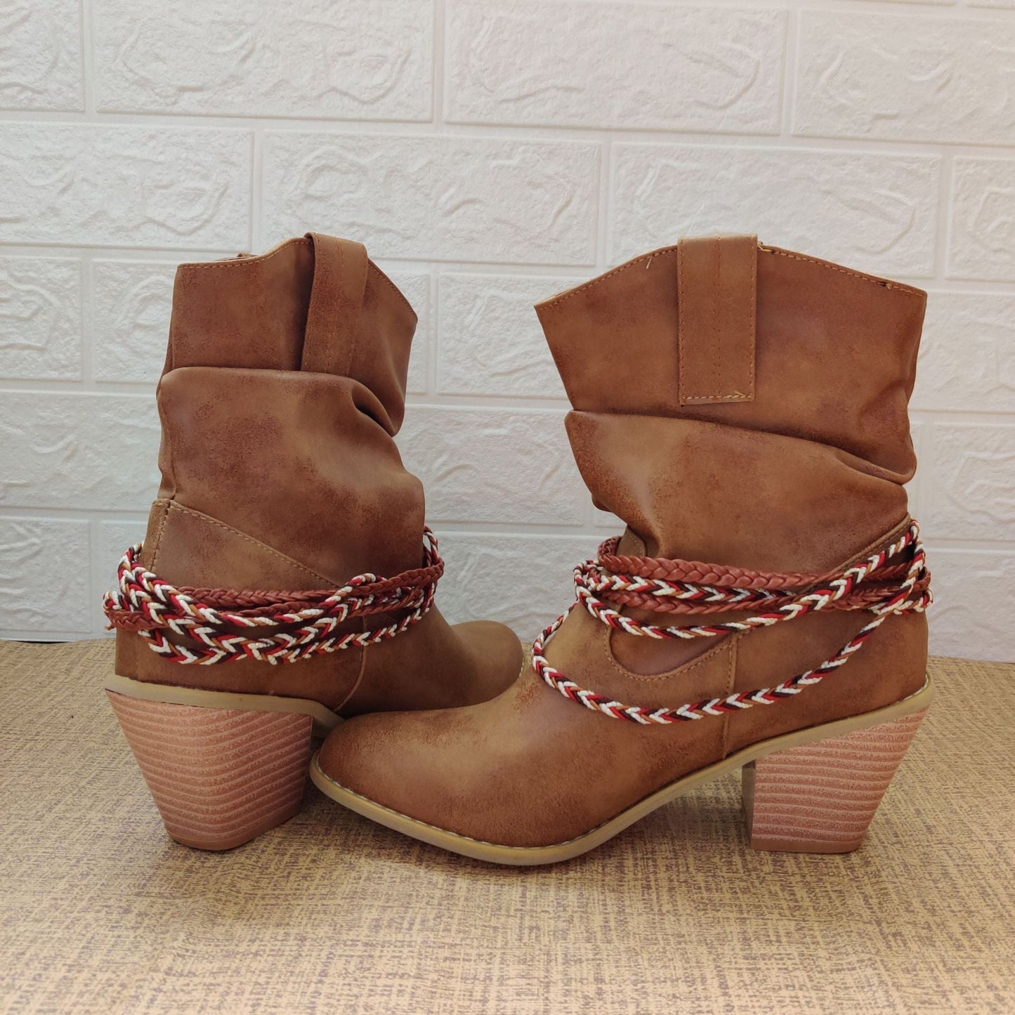 Alma | Sleek and supportive orthopedic boots