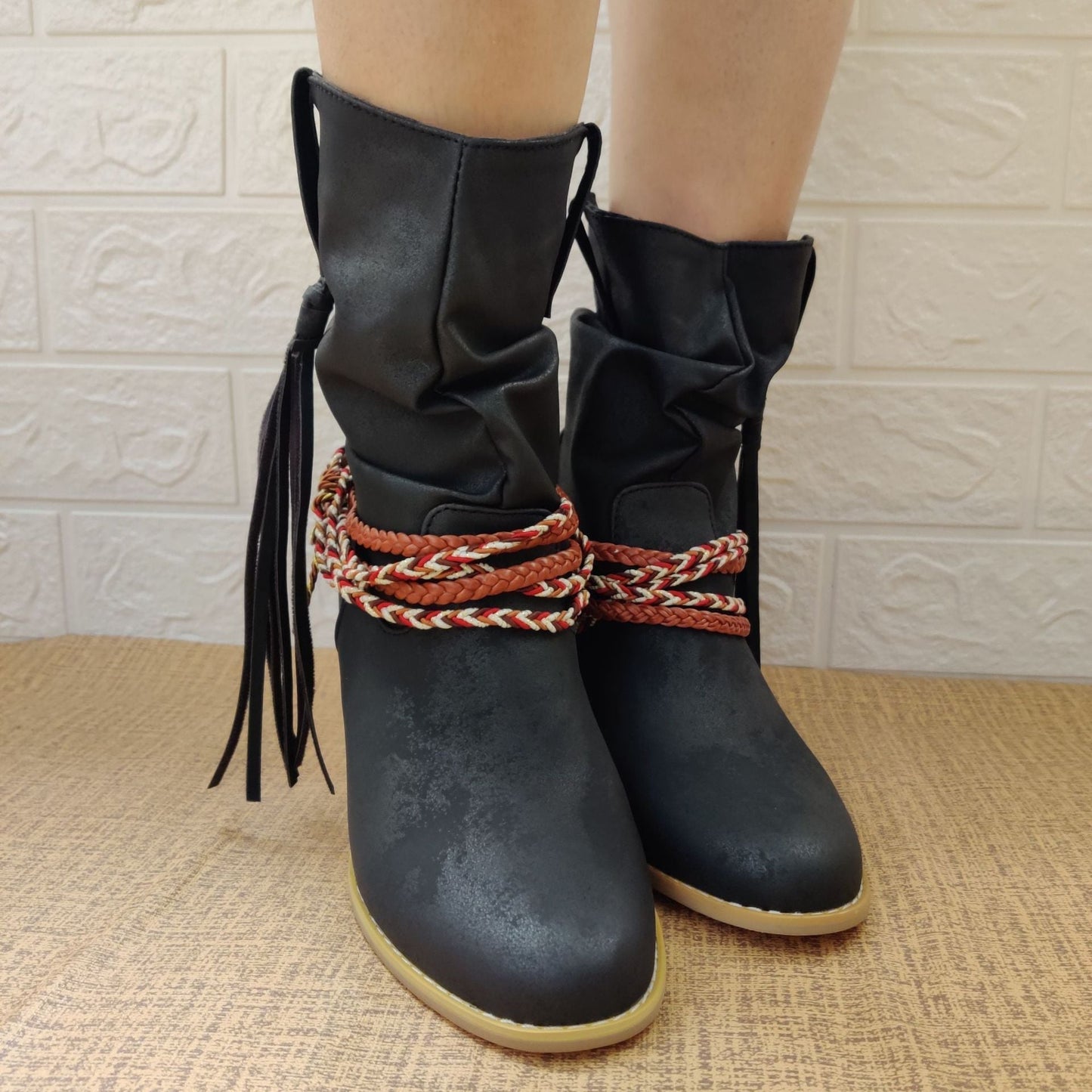 Alma | Sleek and supportive orthopedic boots