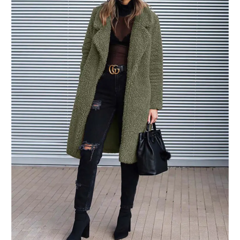 Gertrudis | Effortless and chic winter garment
