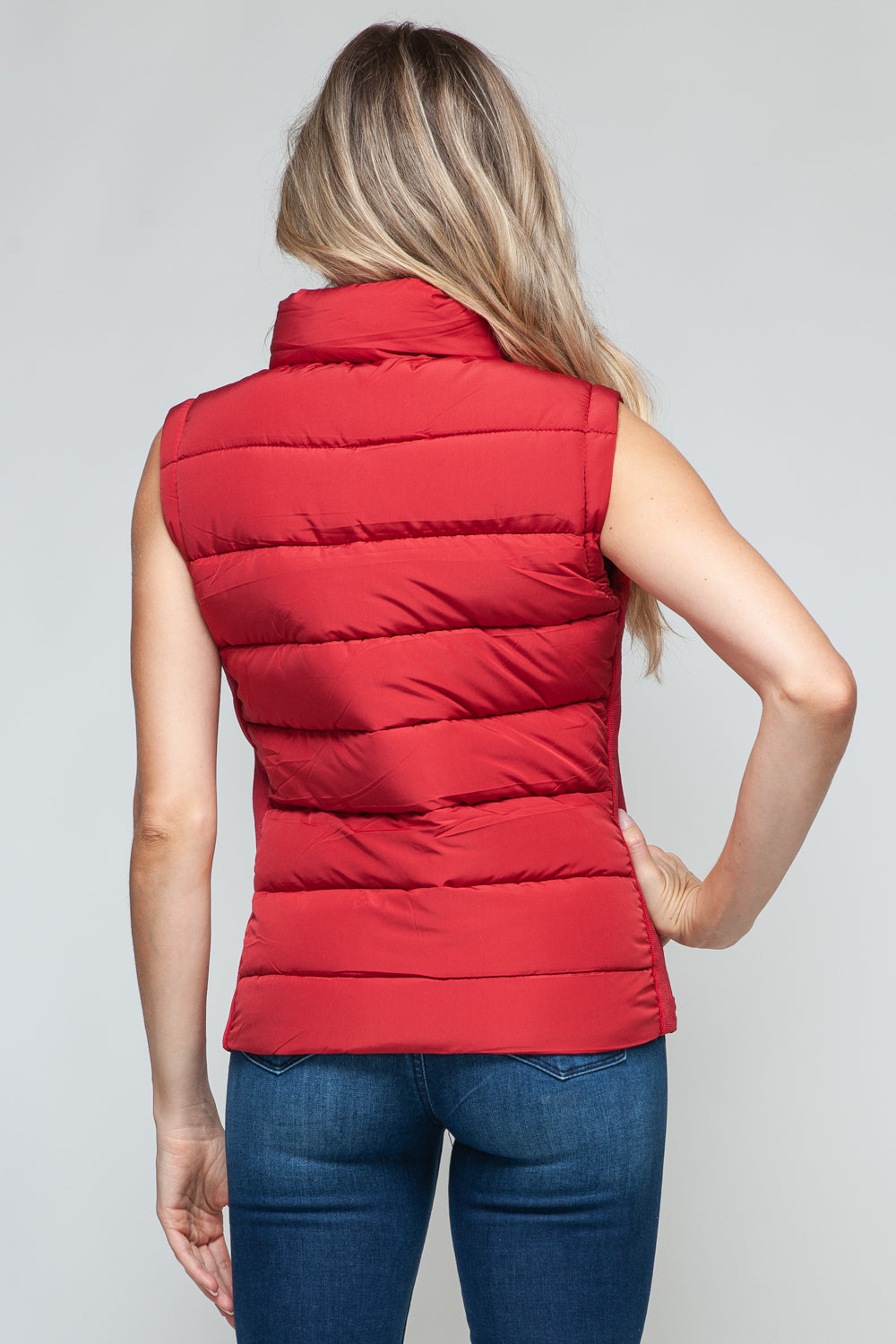 Marie | Snobbish turtleneck vest with zip and pockets